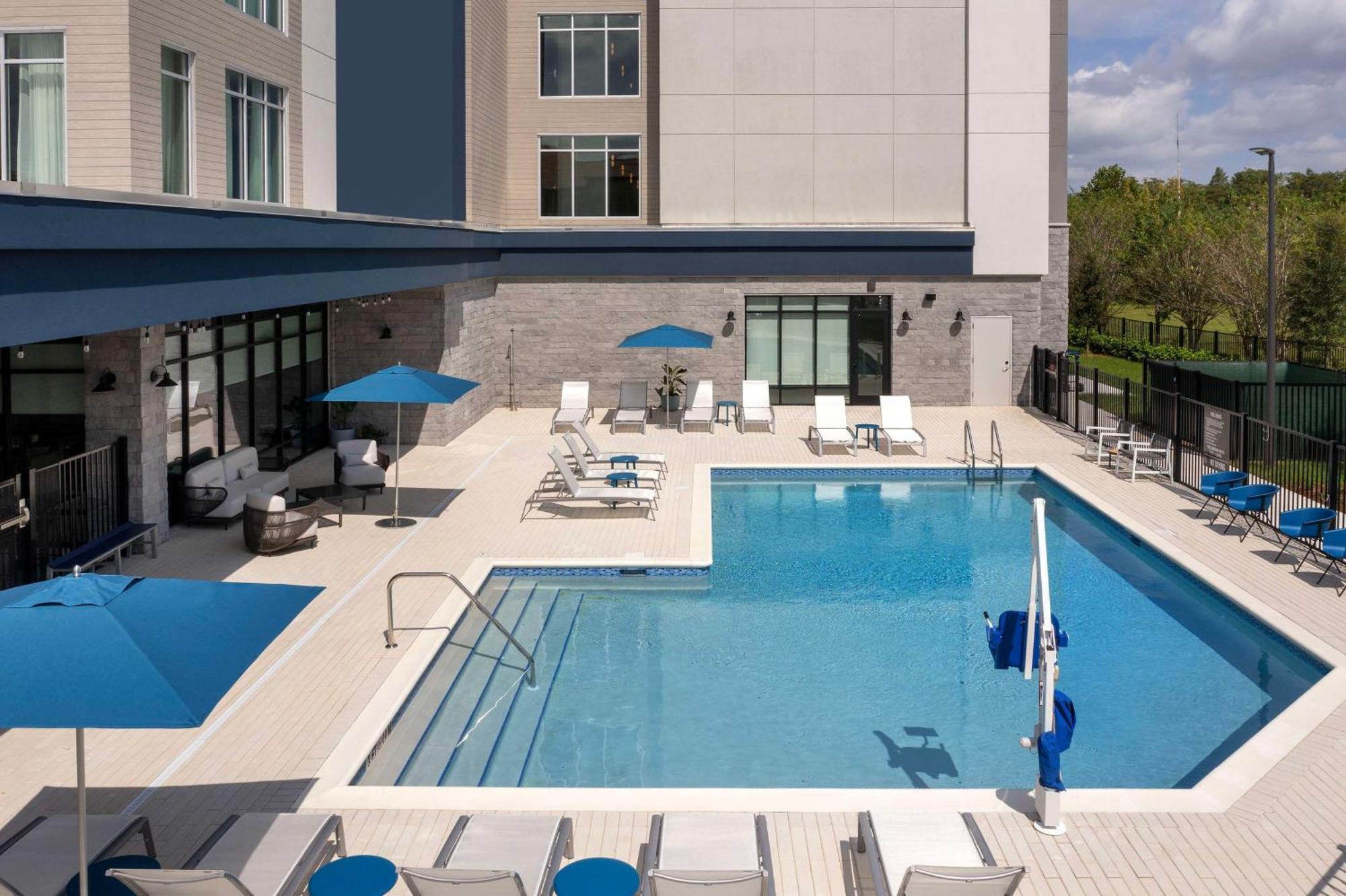 Hampton Inn Orlando Southeast Nona Narcoossee Exterior foto